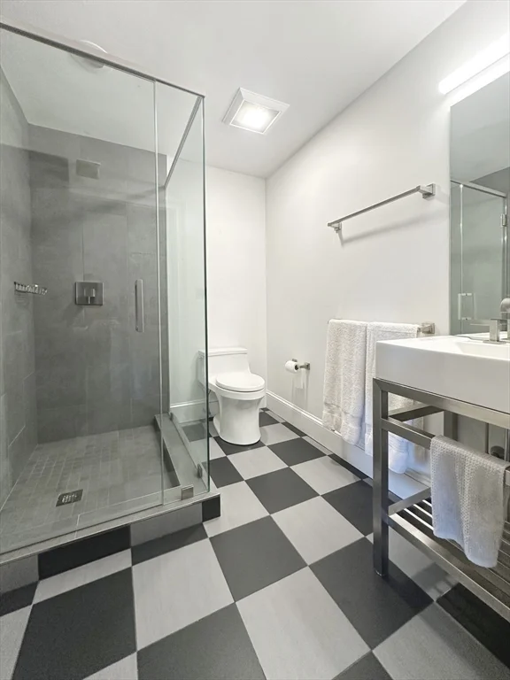 17 Gloucester St, Back Bay