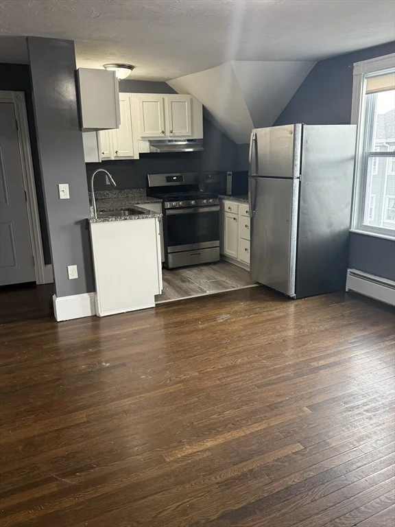 42 Mott St, Fall River