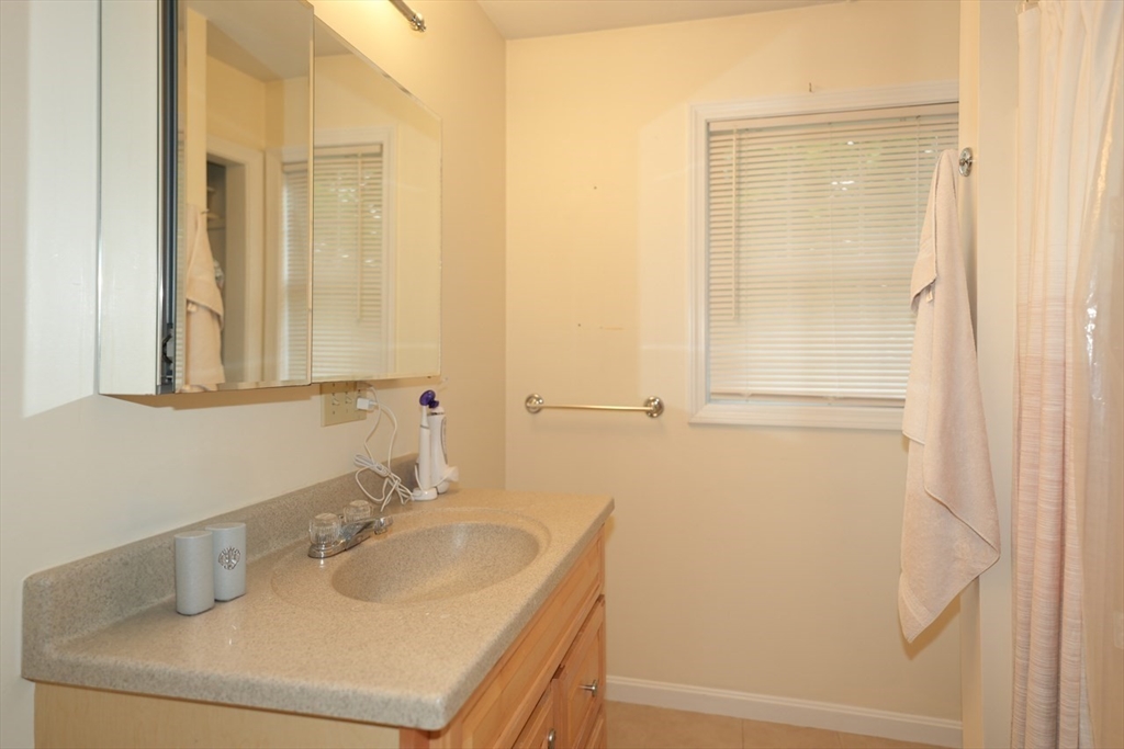 94-96 Neil St, Marlborough