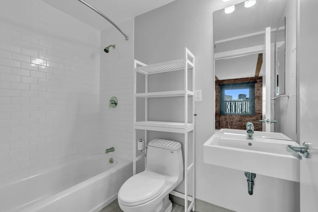 90 Wareham St, South End