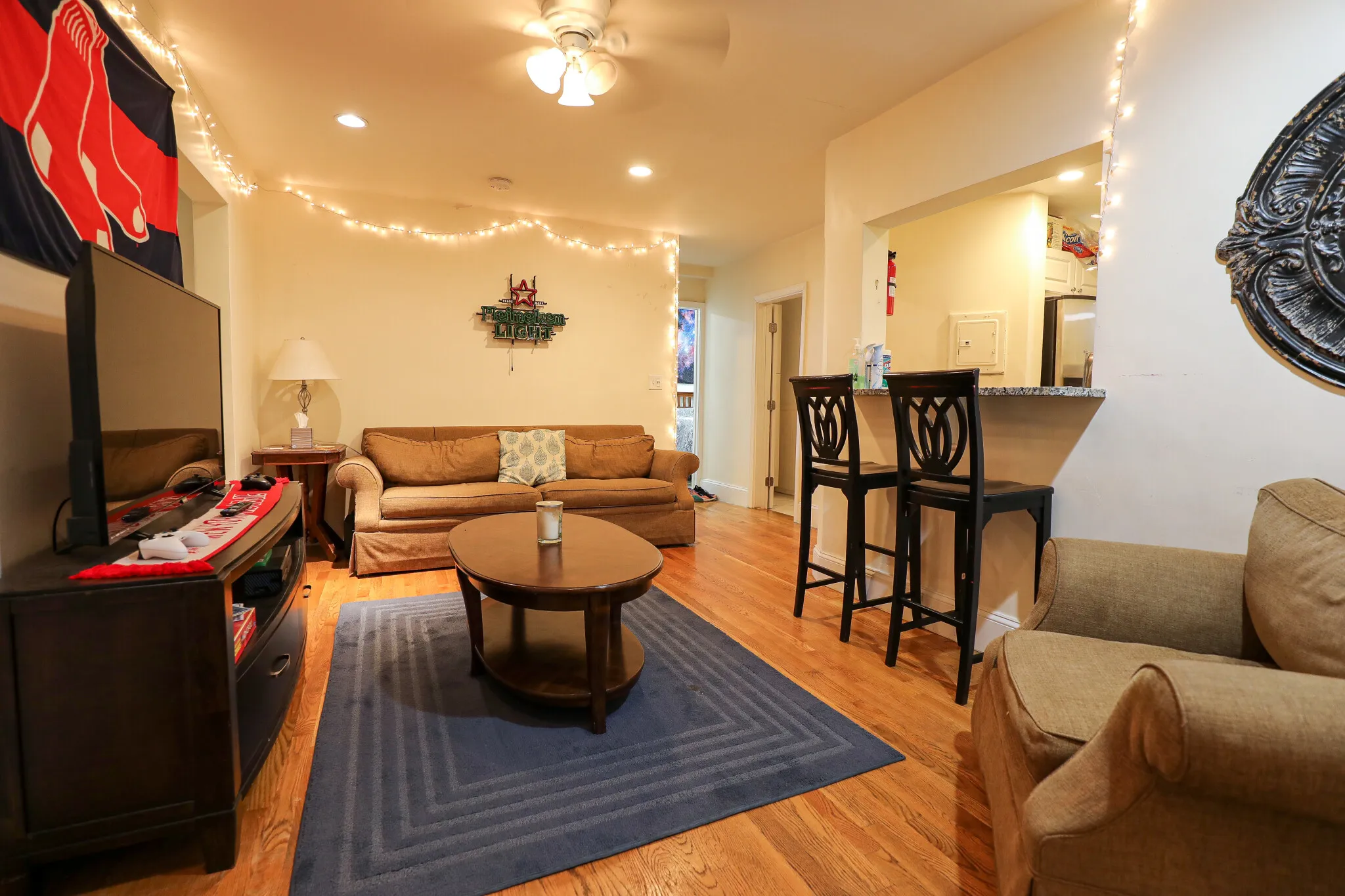 135 Pleasant St, North Brookline