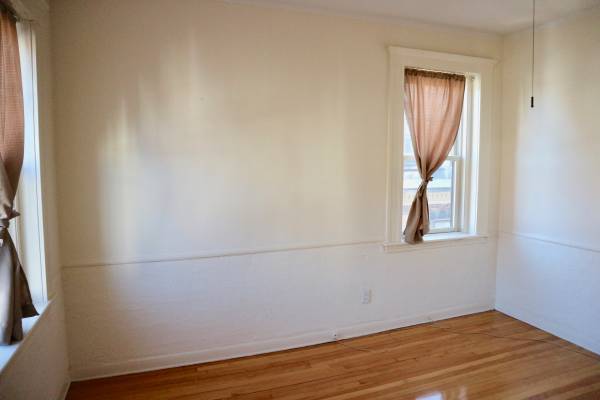 3 bed, 1 bath apartment for rent at 15 Beelvista Rd Unit 3, Brighton — photo 16 of 18