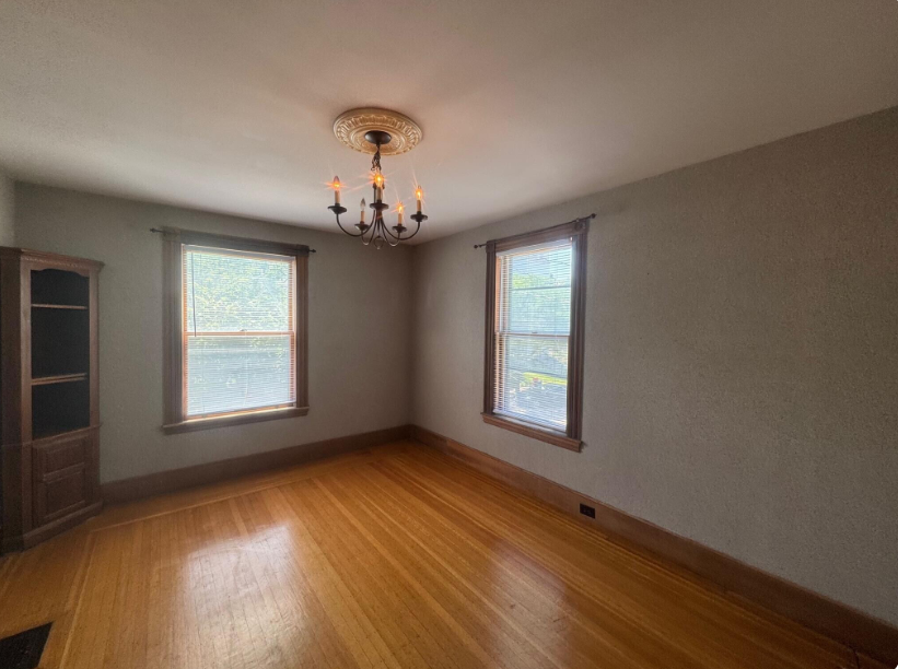 94 College Ave, Tufts