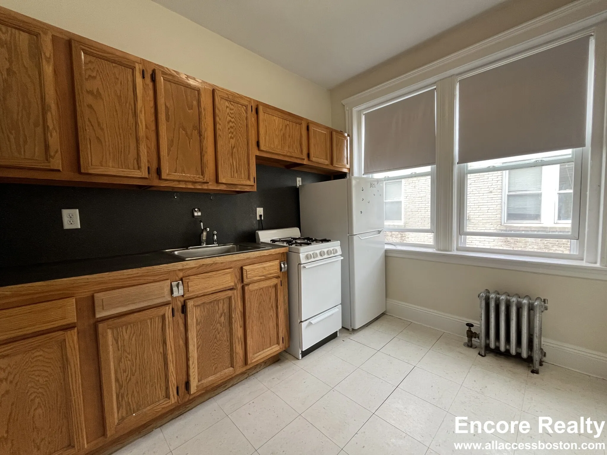 1687 Commonwealth Ave, Brighton