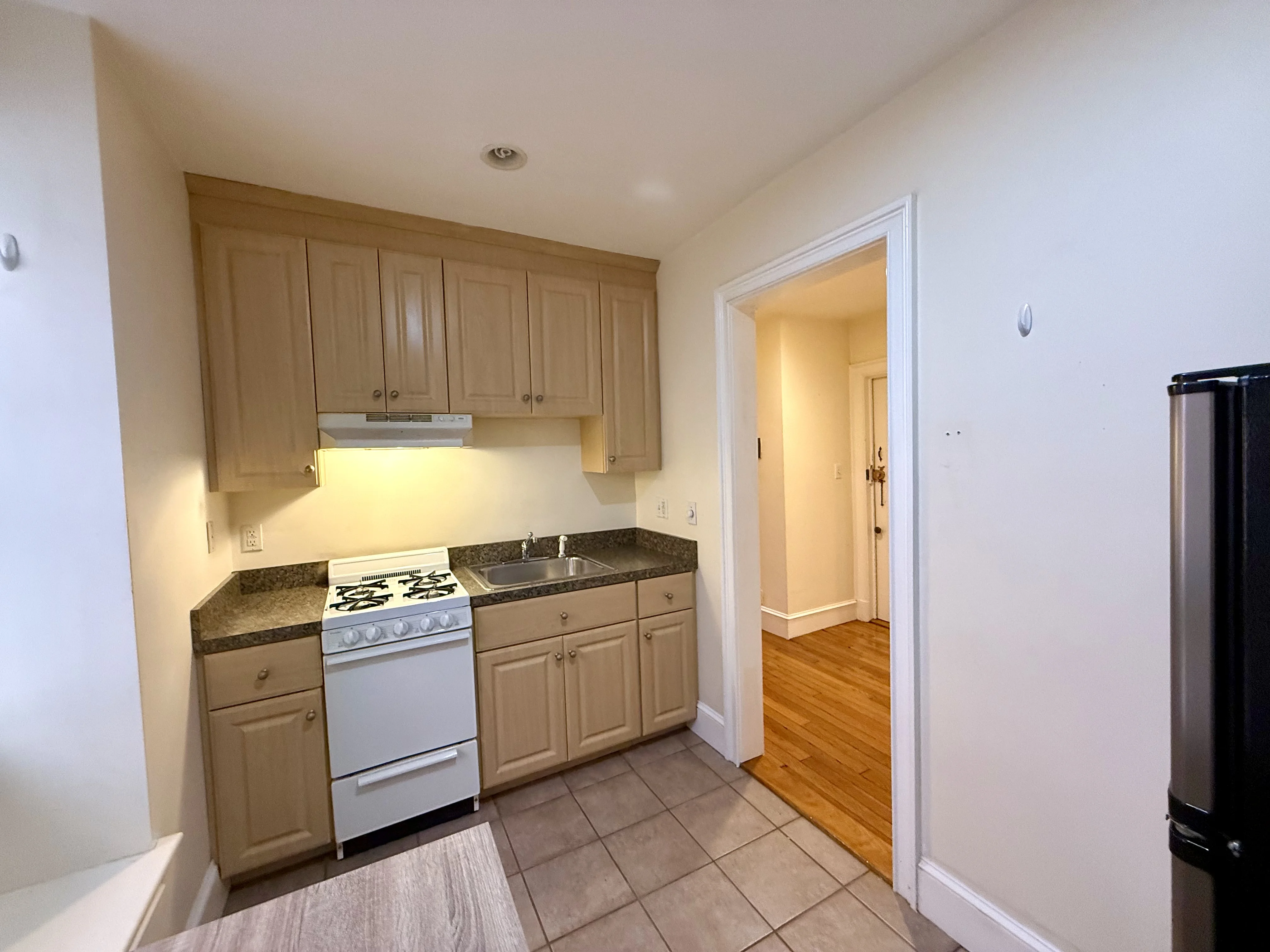 17 Exeter St, Back Bay
