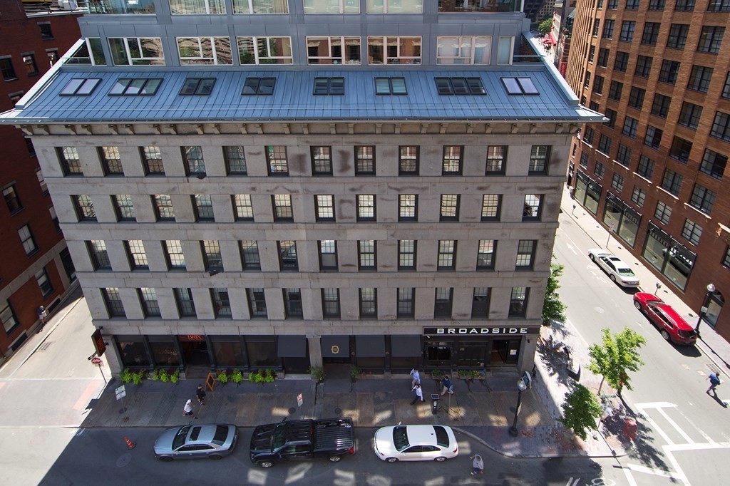 99-105 Broad, Waterfront