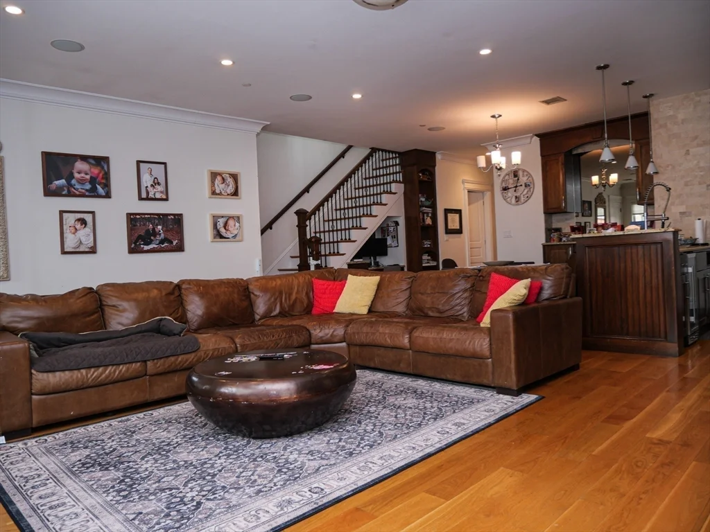 161 Tudor, South Boston
