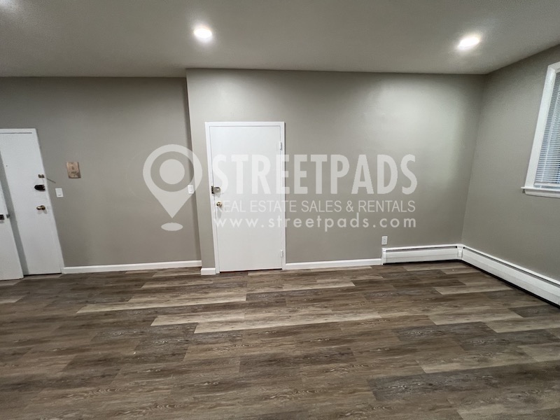 50 Evergreen St, Jamaica Plain