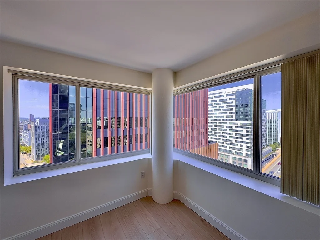 8-12 Museum Way, East Cambridge