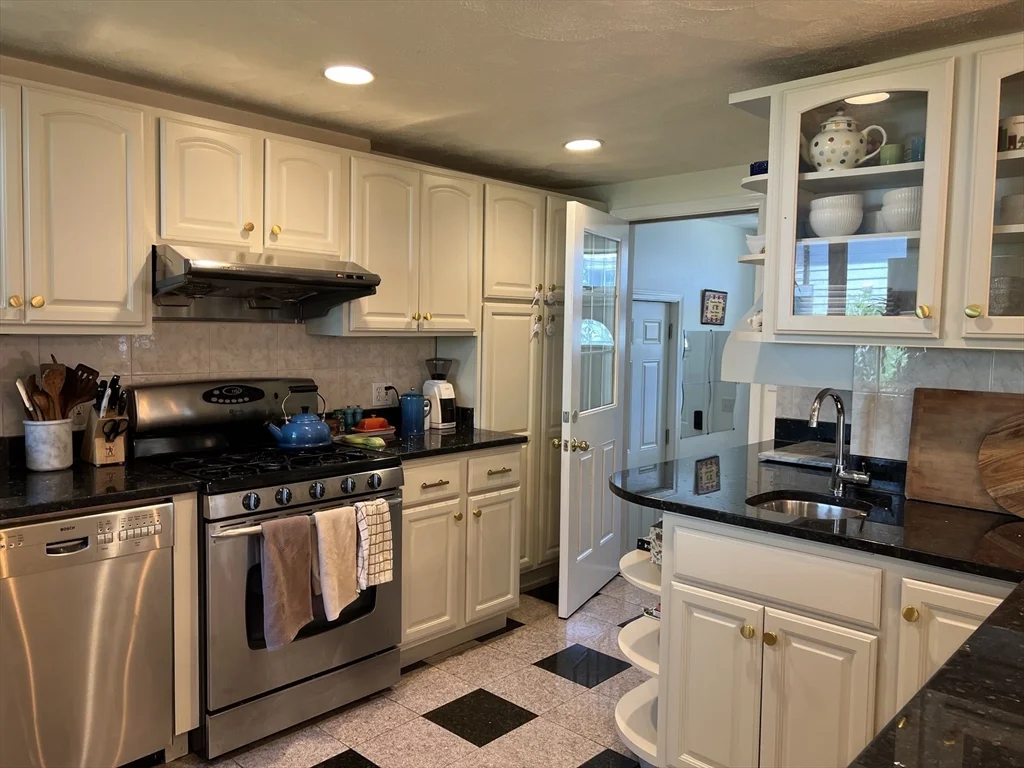 11 Garrison Rd, East Arlington