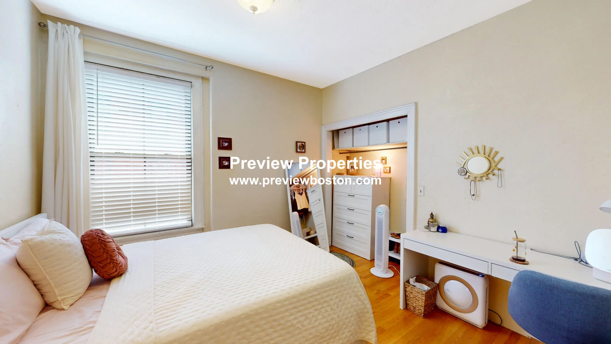 86 Hammond St, Roxbury