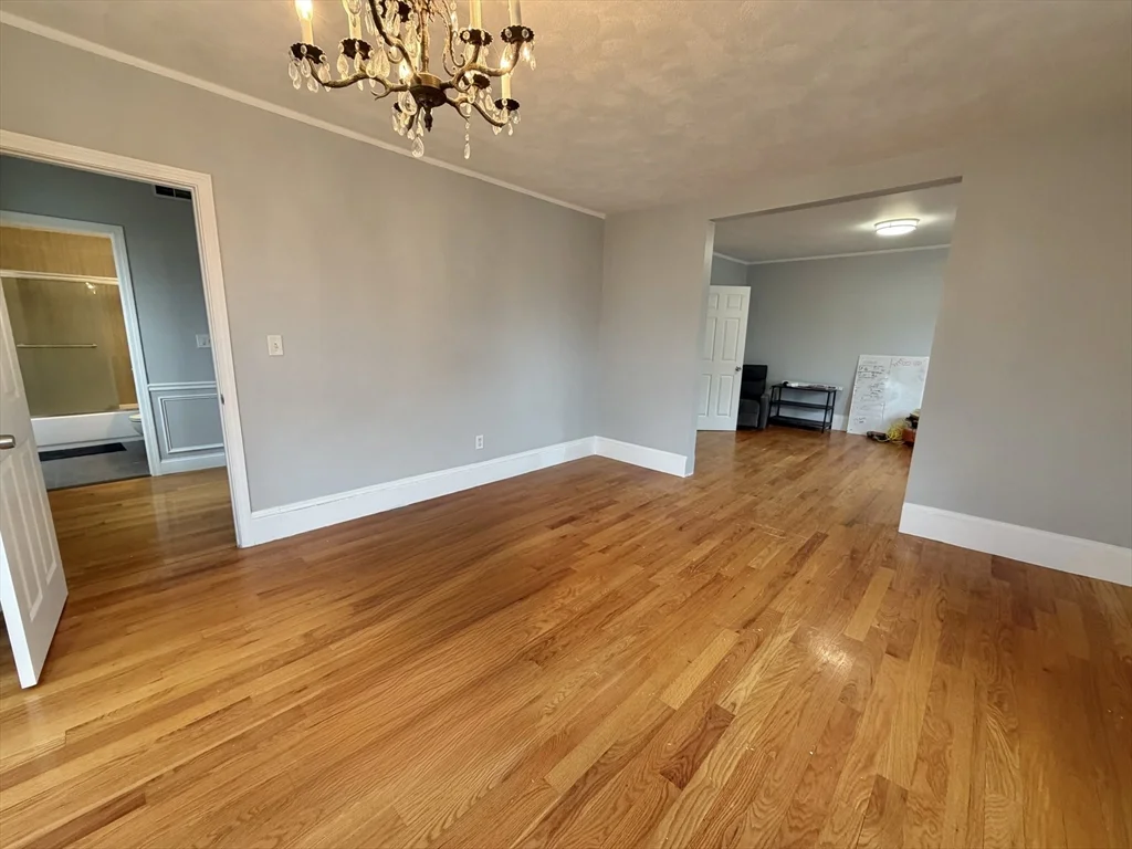 786 Moody St, Waltham