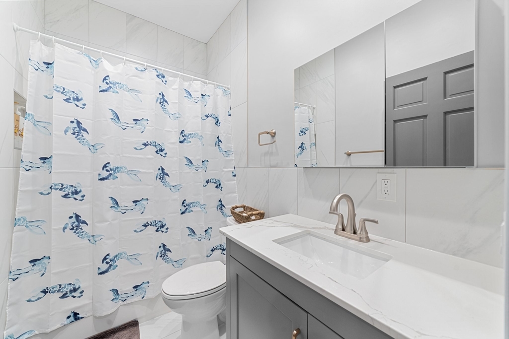 205 Mountain Ave, Malden