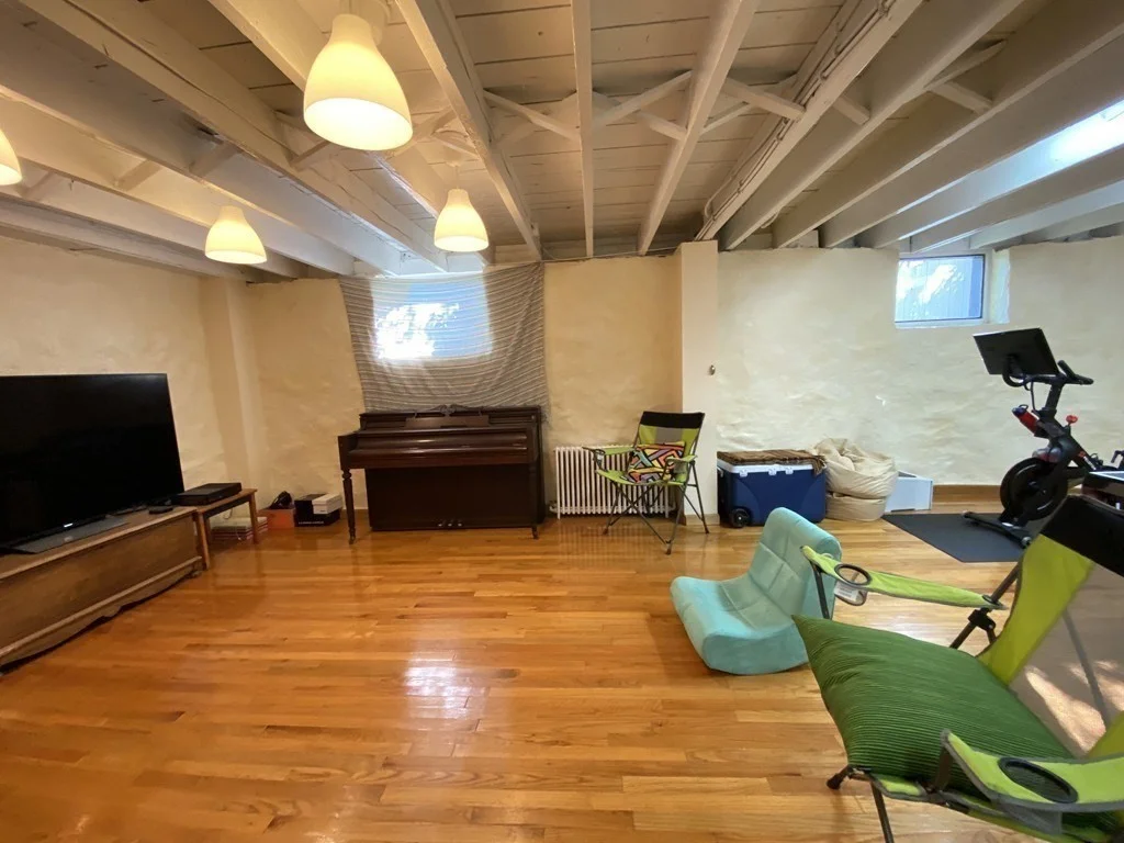 153 Upland Rd, Avon Hill