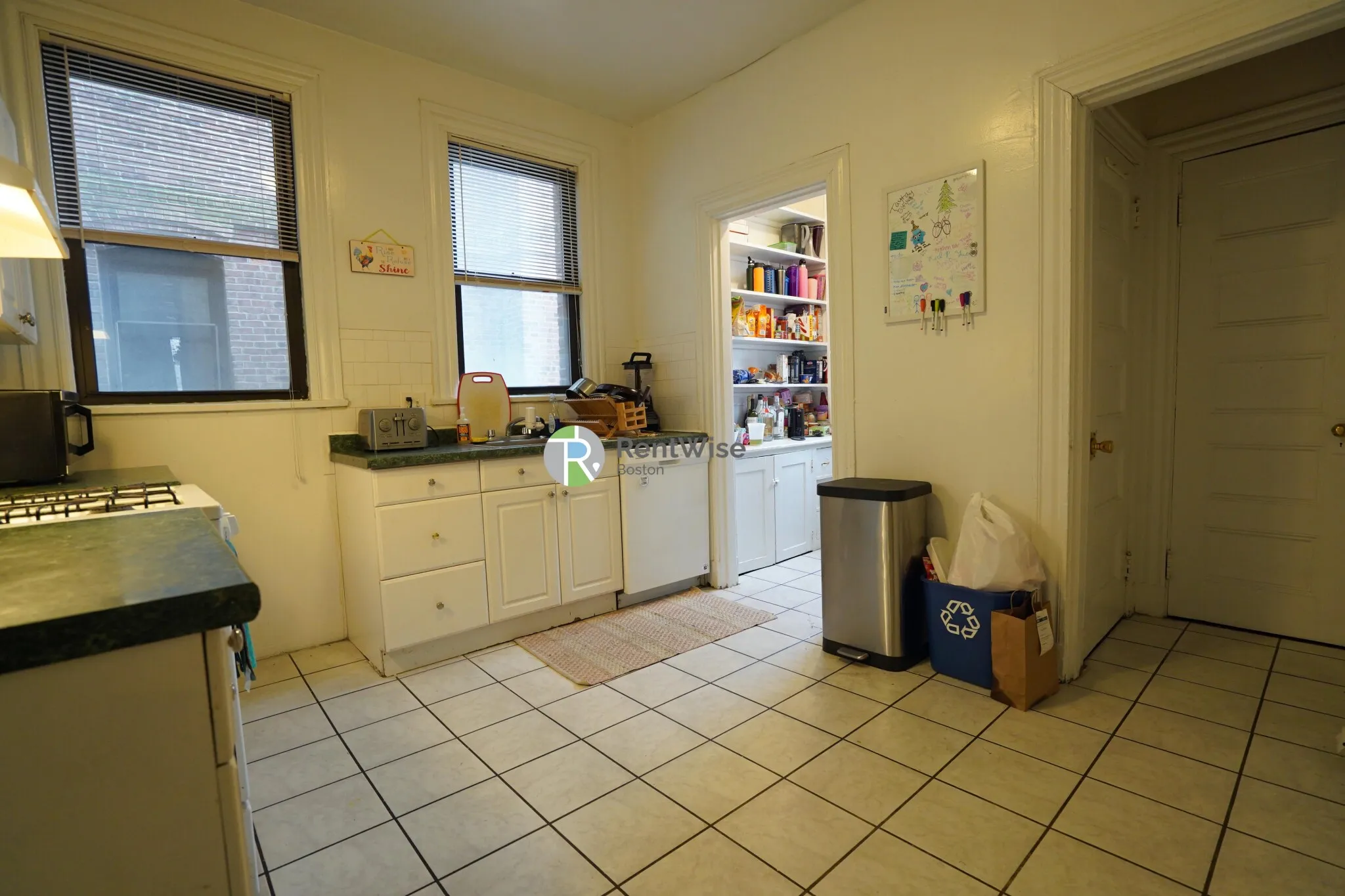 72 Gardner St, Allston