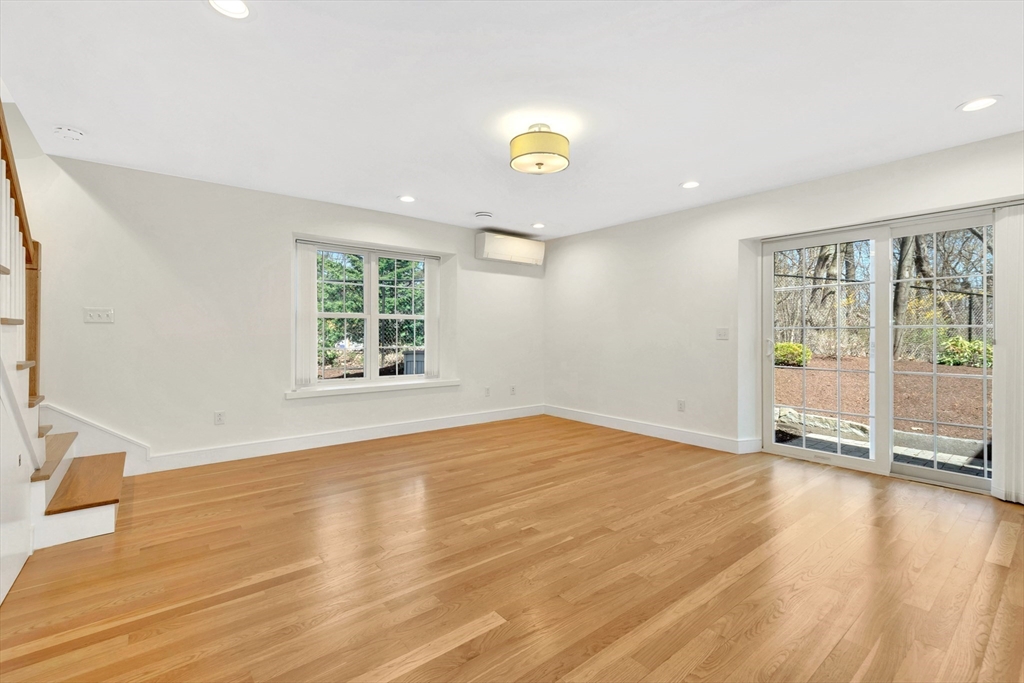 154 Highland St, Roxbury