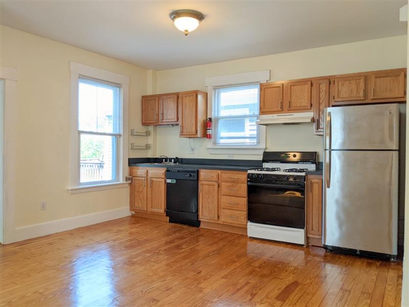 397 Washington St, Ward Two