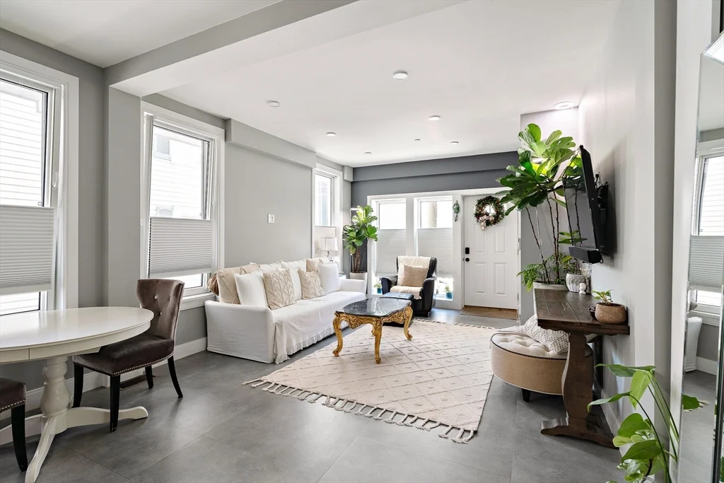 47 Morris St, East Boston