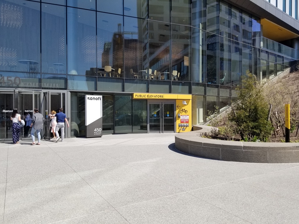 2 Earhart, East Cambridge