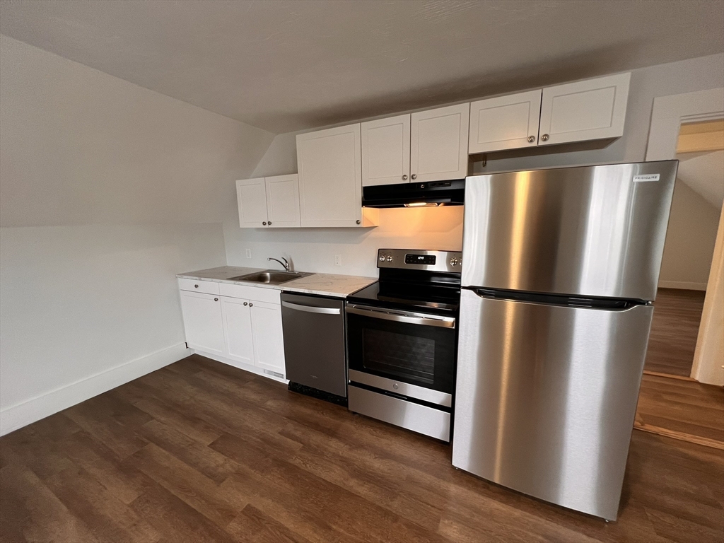 400 Court St, North Plymouth