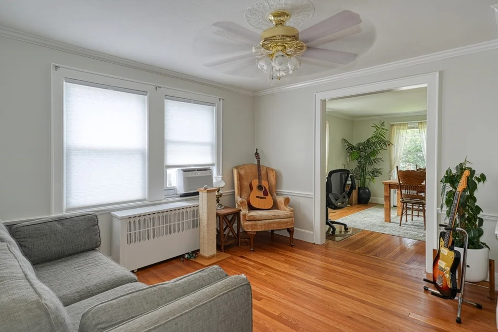 620 Main St, Watertown