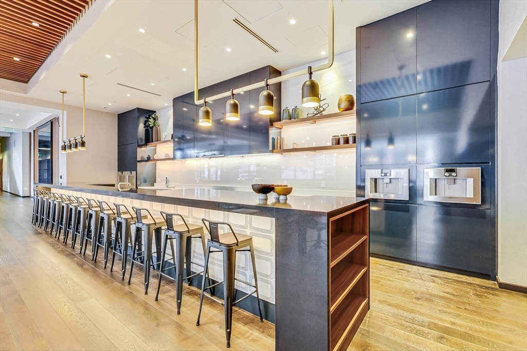 135 Seaport Blvd, Seaport District