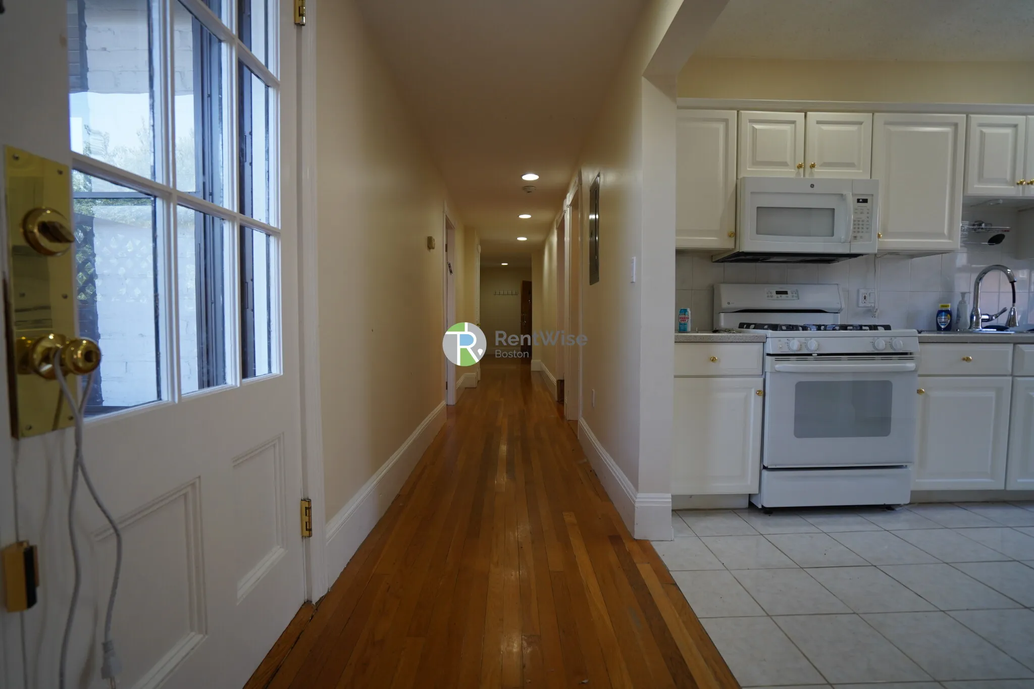 12 Dean Rd, Brookline