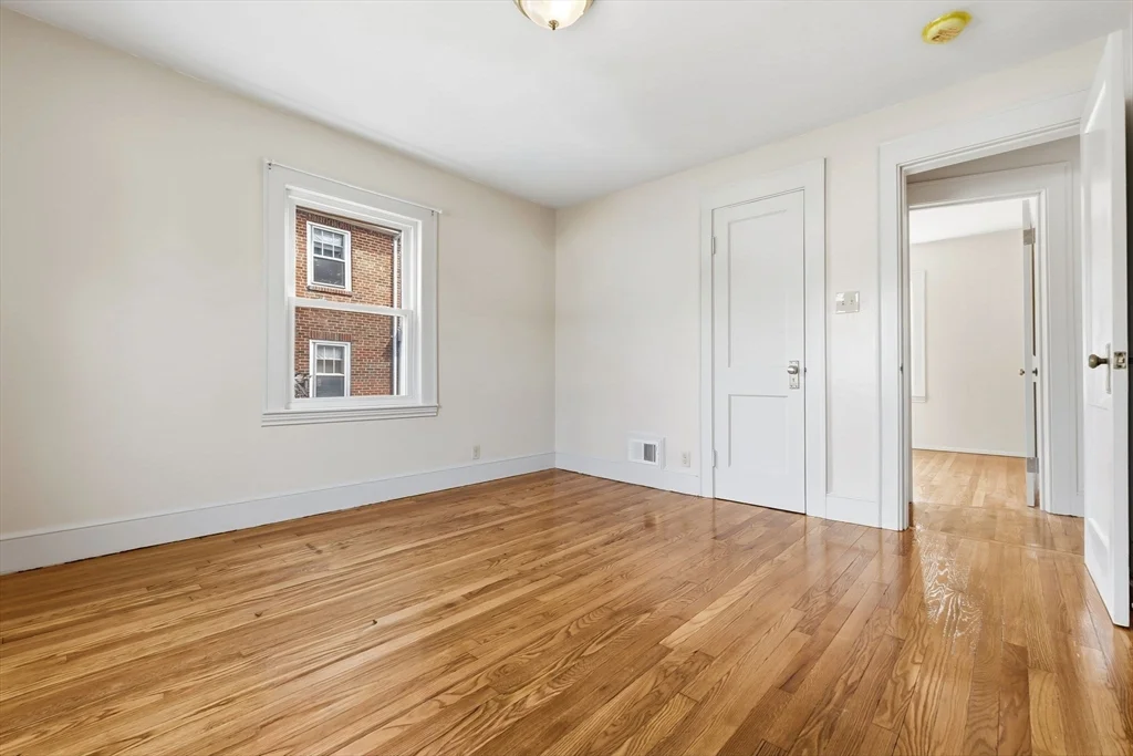 324 Lowel St, Peabody