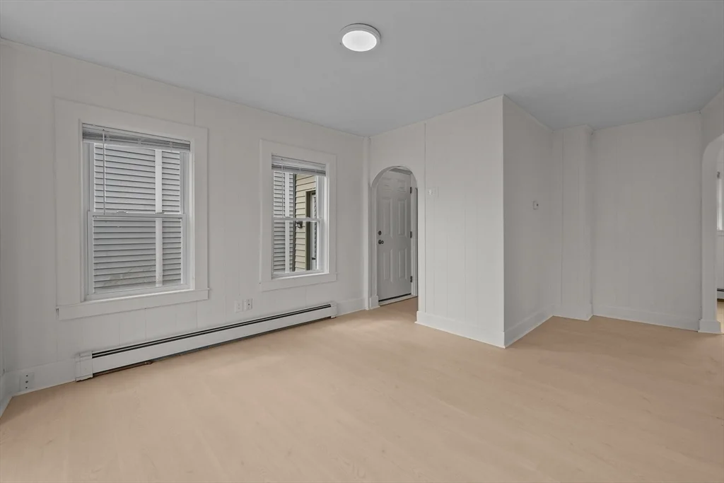 6 Coffin Avenue Ct, New Bedford