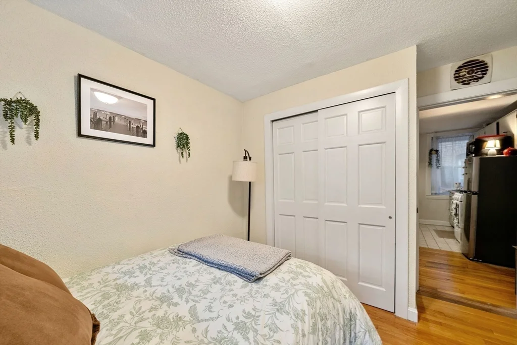 10 Henchman St, North End