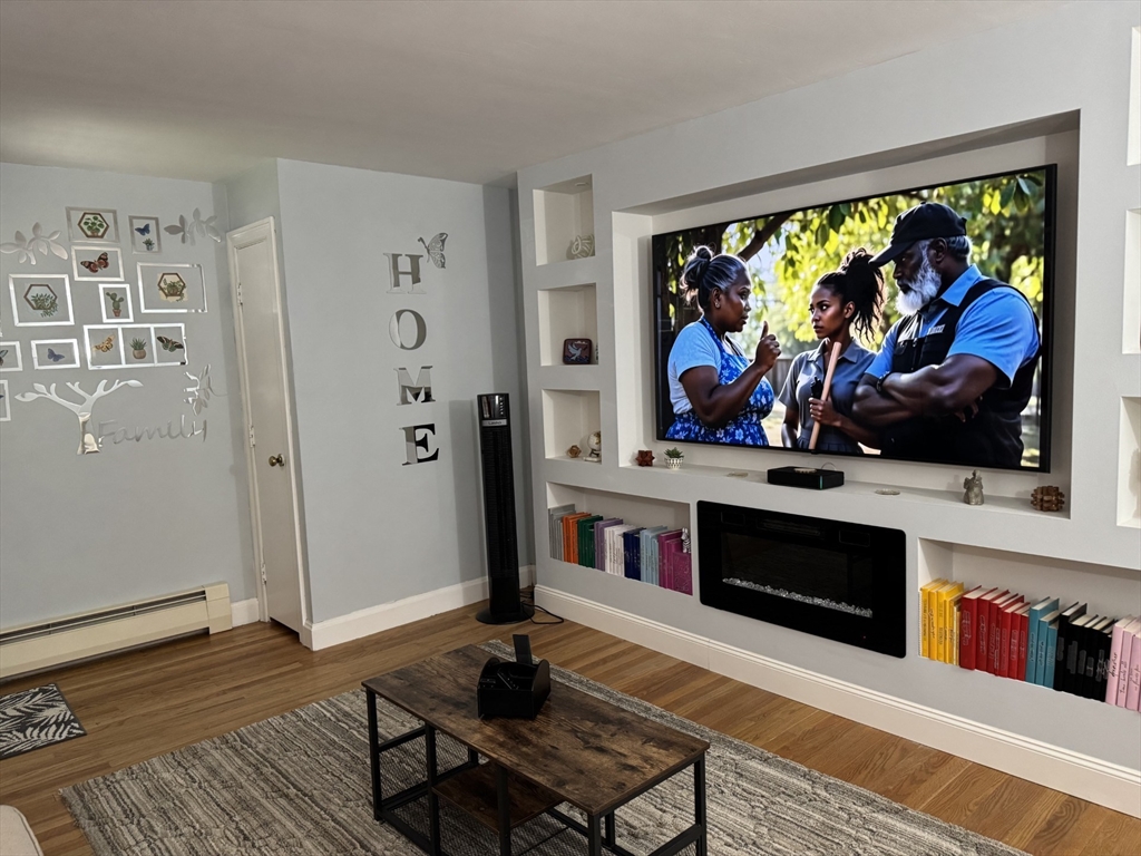 87 Starr St, Leominster