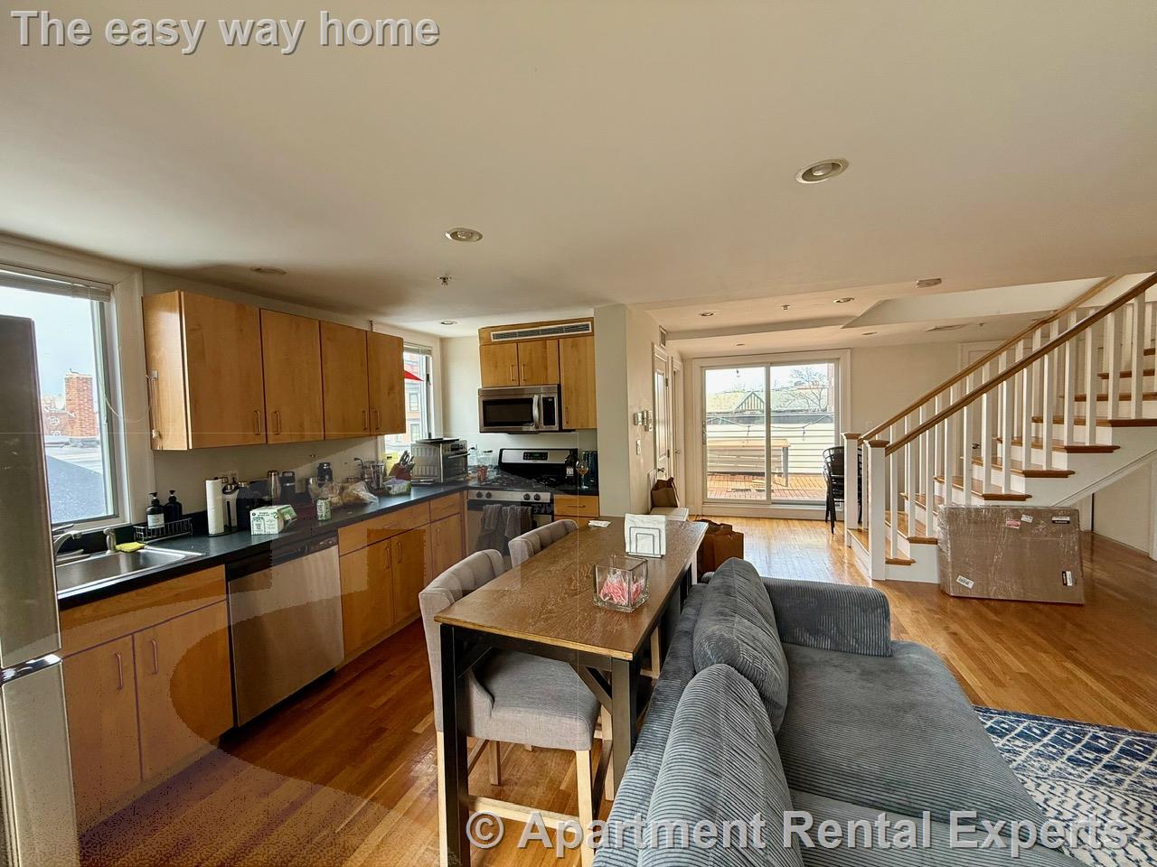 1110 Massachusetts Ave, Harvard Square