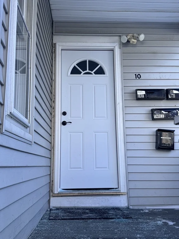 10 Choate, Fall River