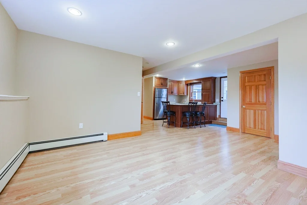 68 Greene St, Hopedale