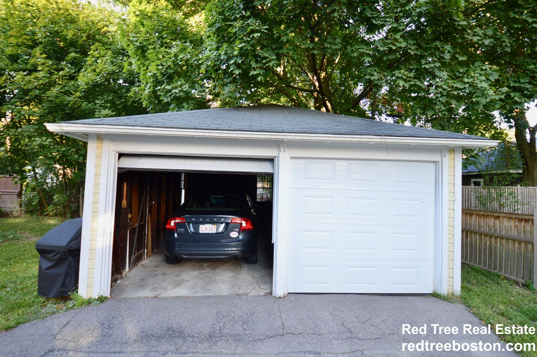 99 Farquhar St, Roslindale