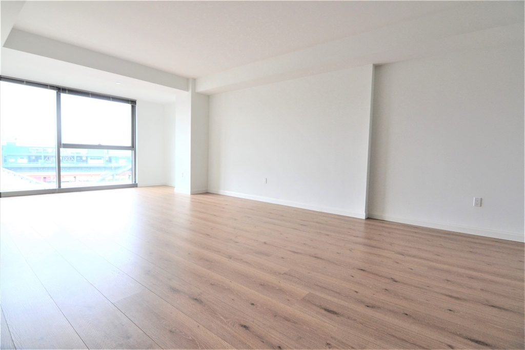 1282 Boylston St, Fenway