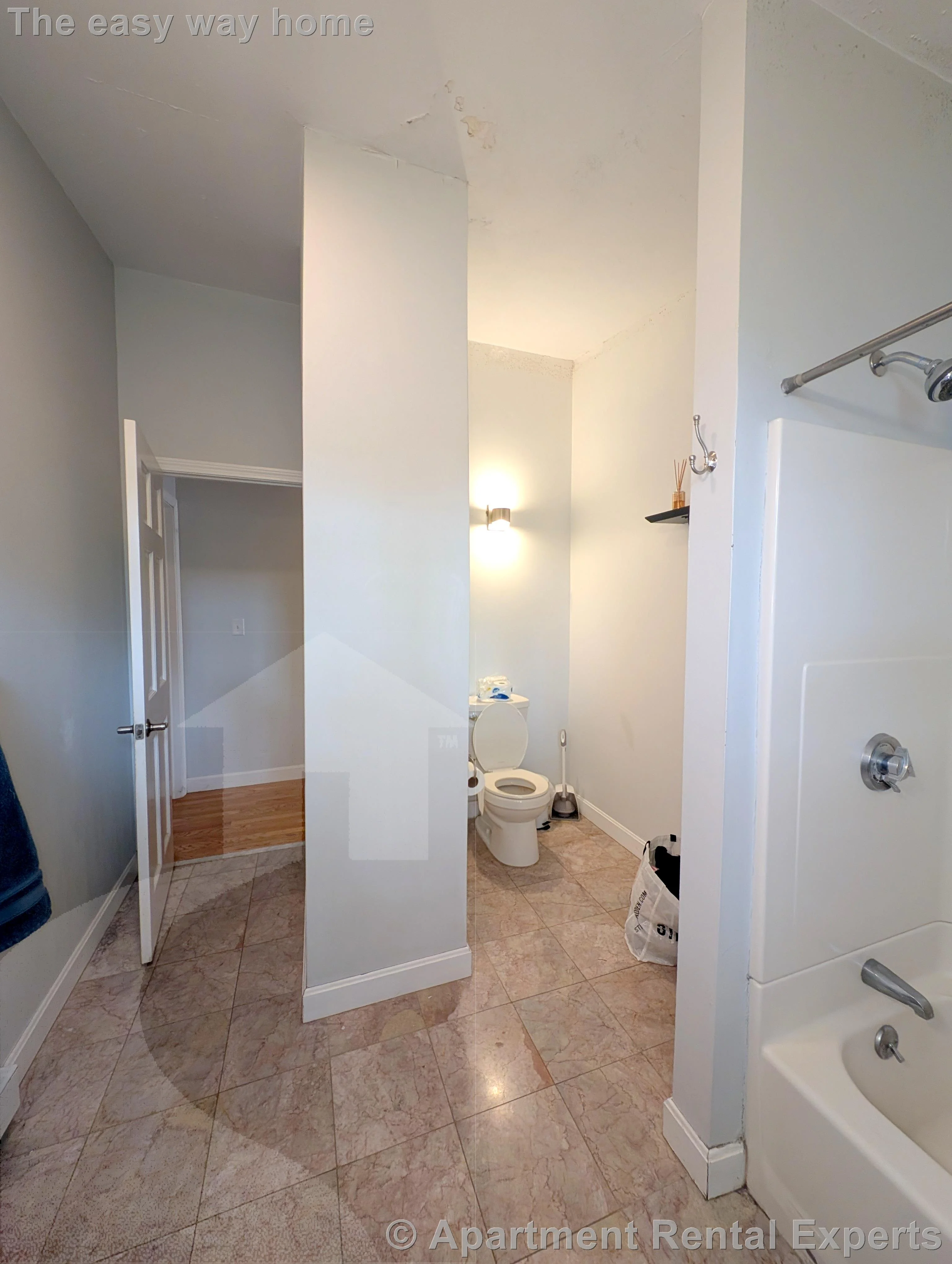 16 Curtis Ave, Tufts