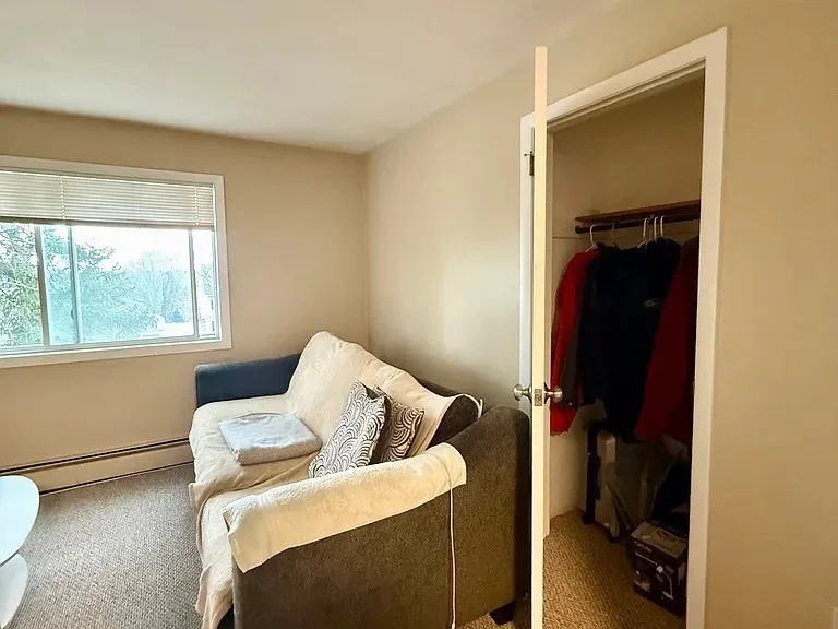 69 Newton St, Waltham