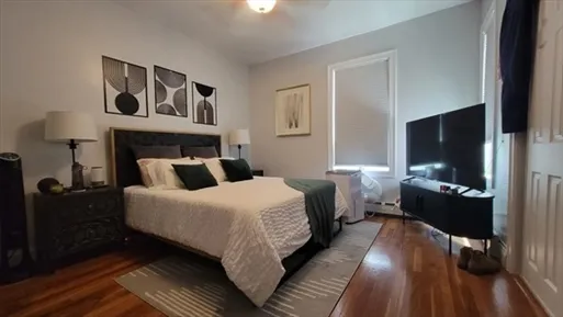 46 Brookley Rd, Jamaica Plain