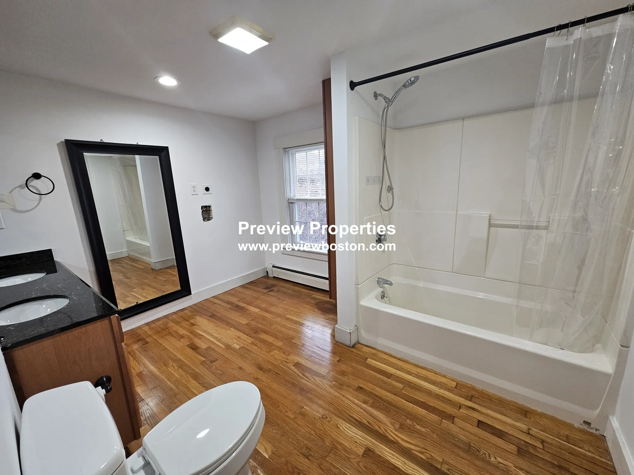 300 Faneuil St, Oak Square