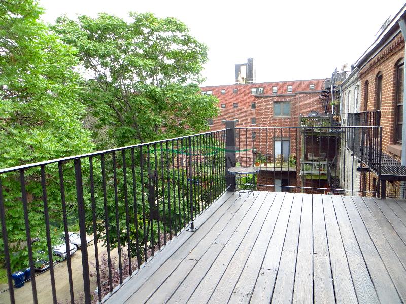 17 Holyoke St, South End