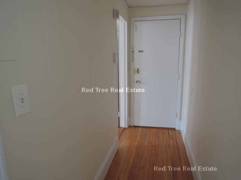 439 Cambridge St, Allston