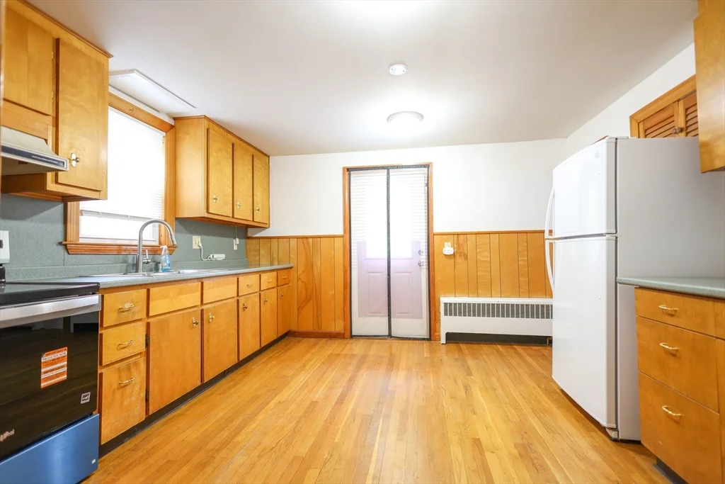 12 Nelson St , Ma 02169, Quincy