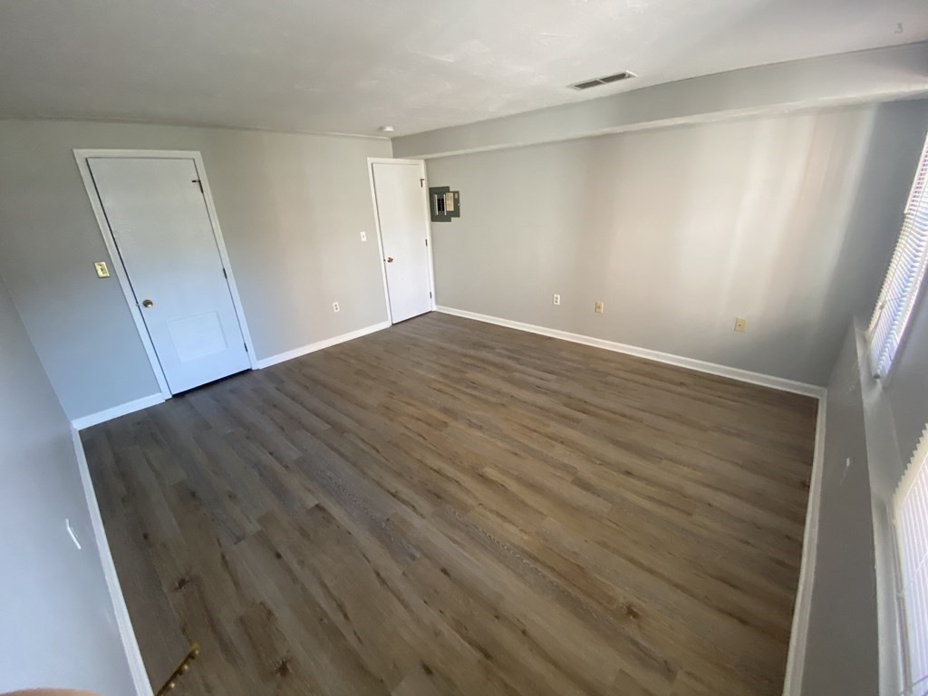 362 Neponset St, Canton