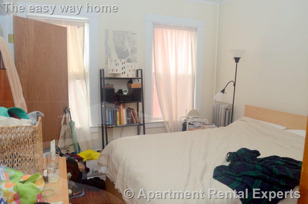 418 Washington St, Harvard Square