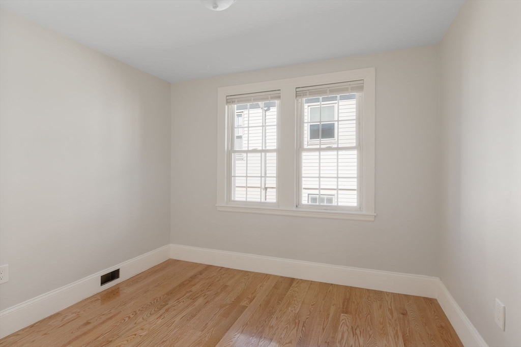 34 Weeks Ave, Roslindale