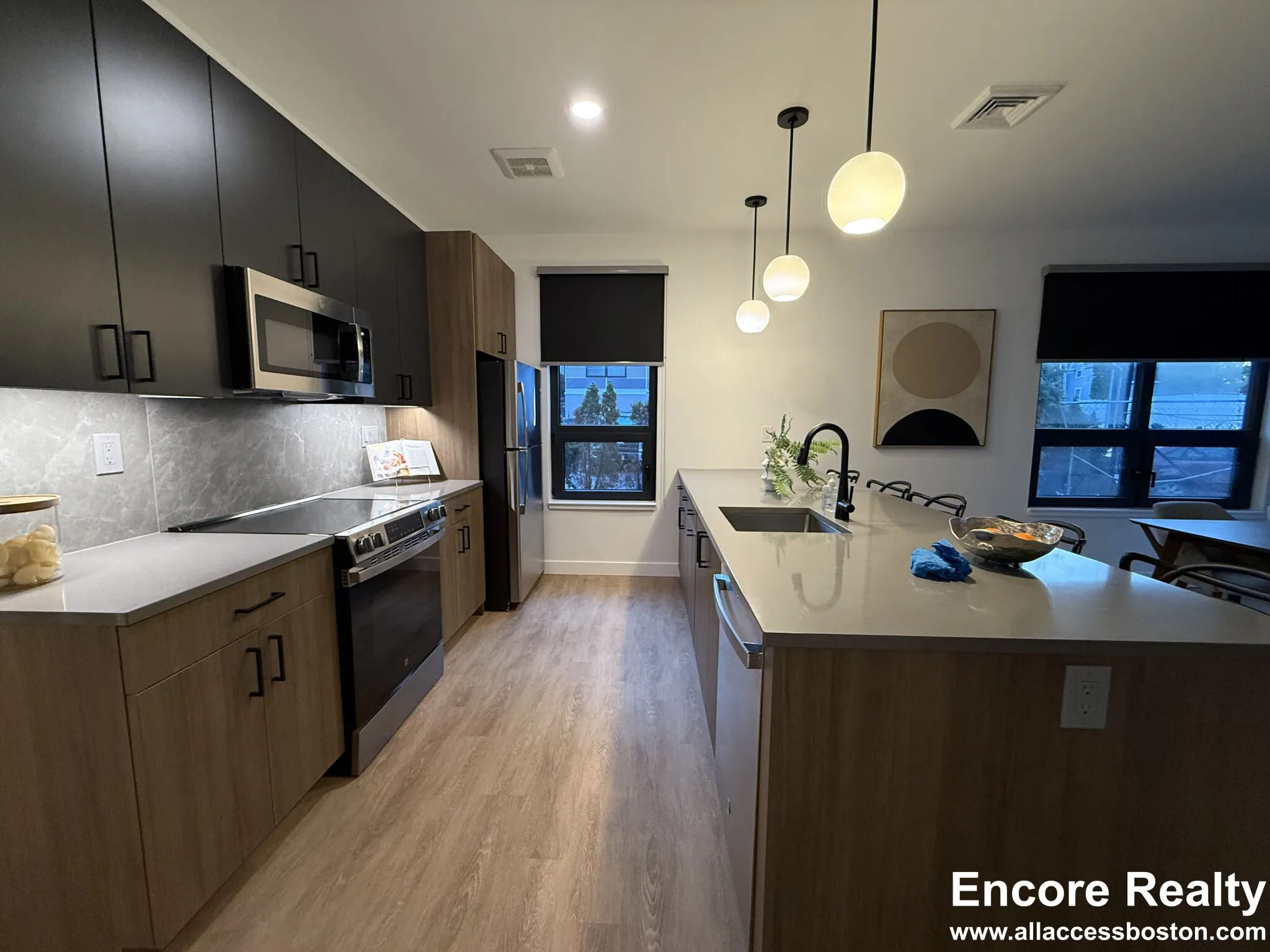 199 Gardner St, West Roxbury