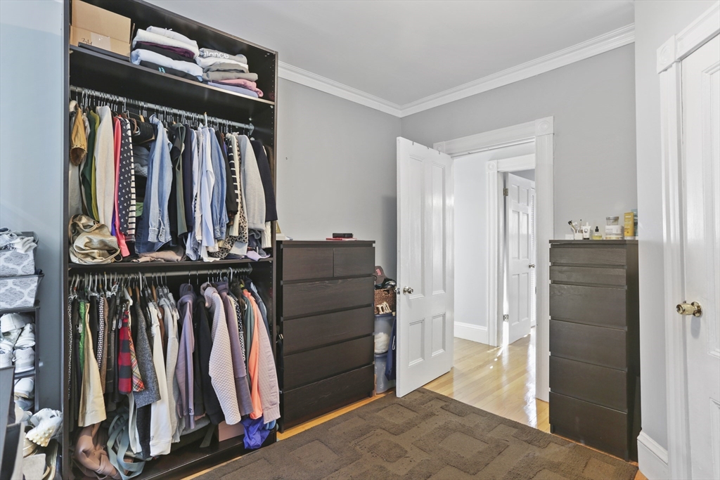 34 Bayard St, Allston