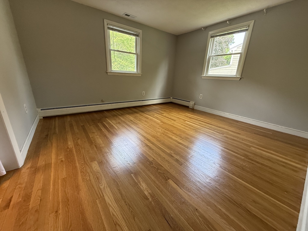 330 Swains Pond Ave, Melrose