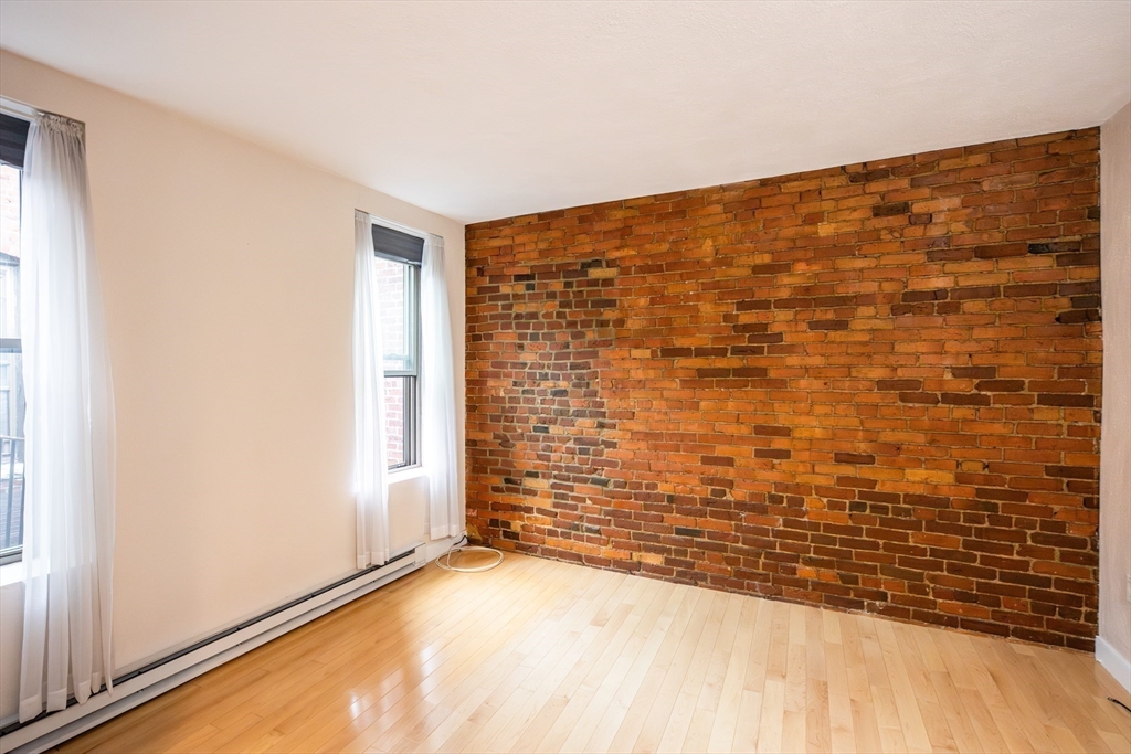 8 Battery St, North End